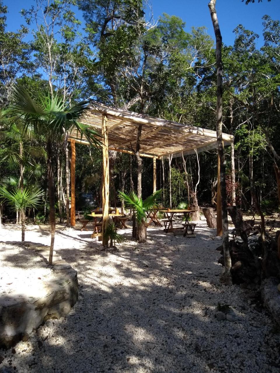 Tooj Cheel Bed & Breakfast Tulum
