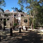 Tooj Cheel Lodge Tulum