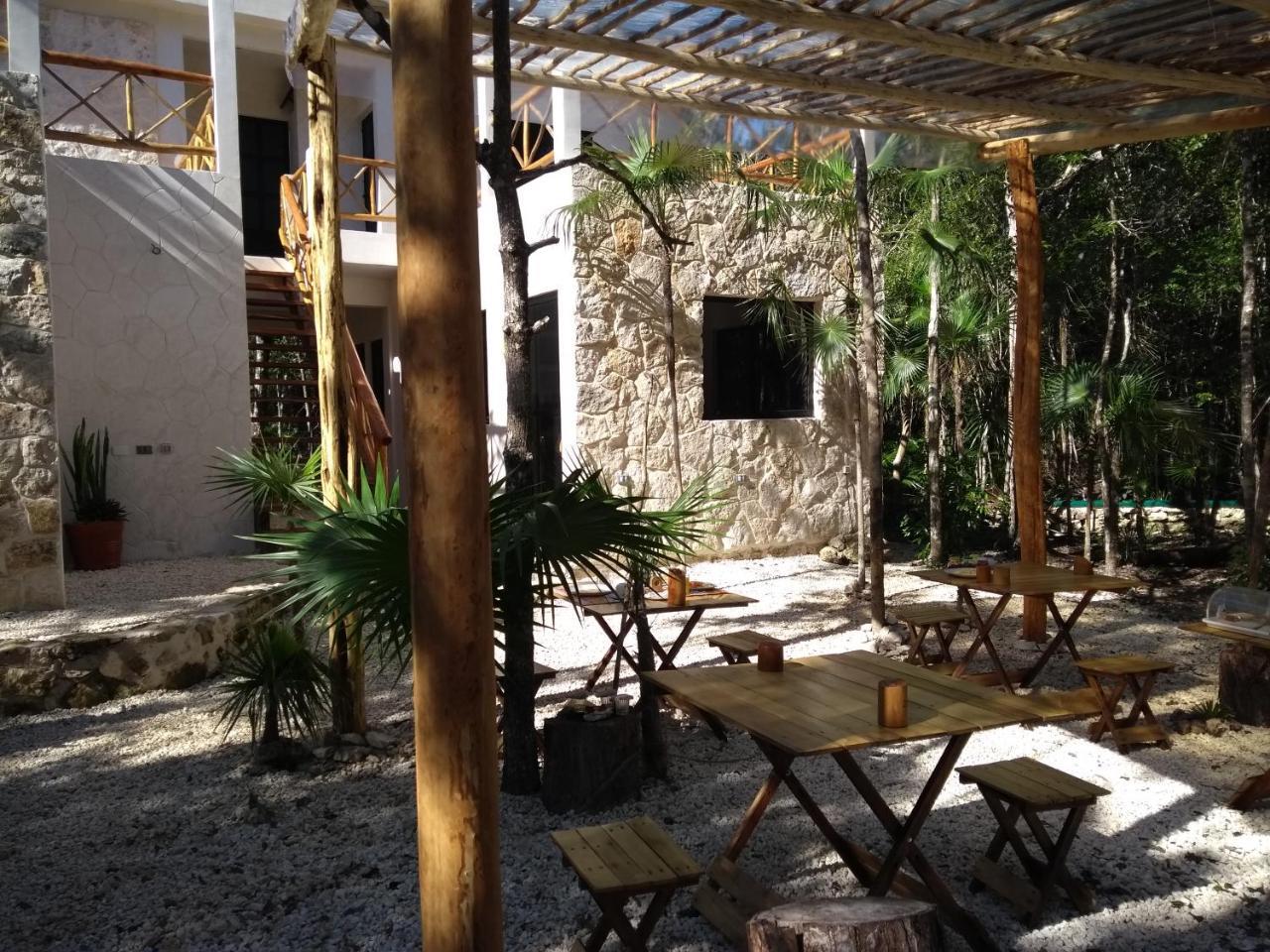 Tooj Cheel Bed & Breakfast